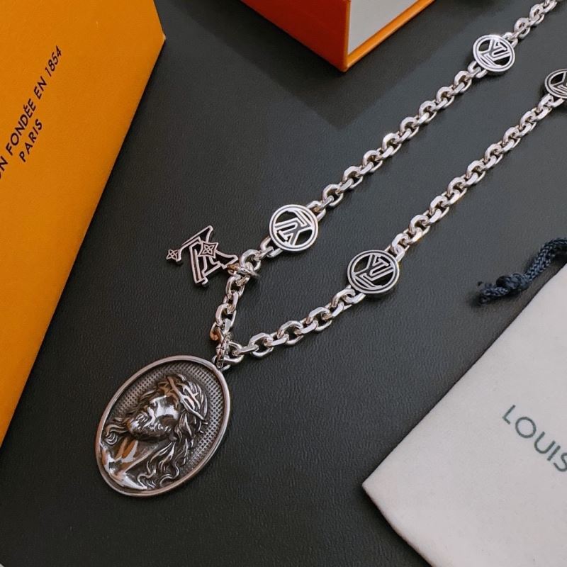 Louis Vuitton Necklaces